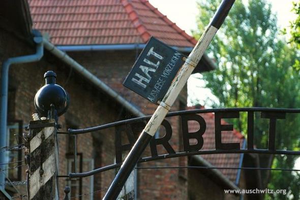 dan-sjecanja-zrtve-holokausta_590-1