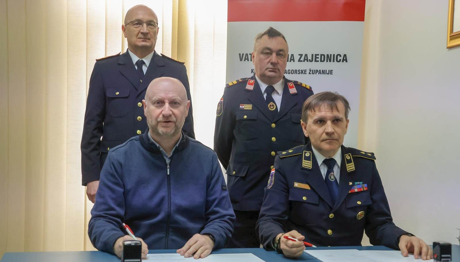 naslov000asaZZ VZKZZ