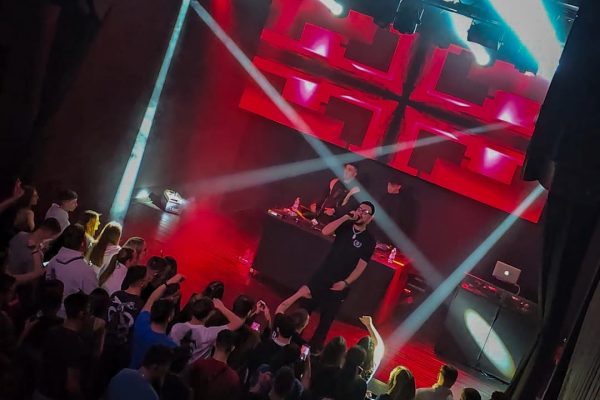 cf0b82b5-6d5e-4ddd-9eed-7dce07886537