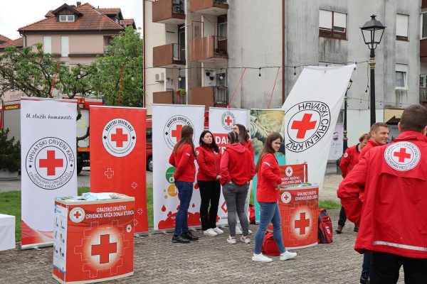 Crveni križ (7)