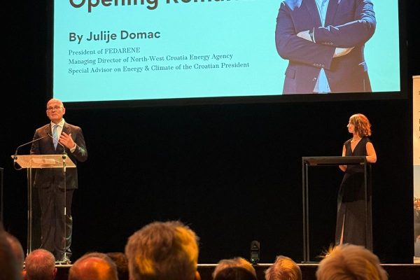 PHOTO-2025-05-15-19-41-58