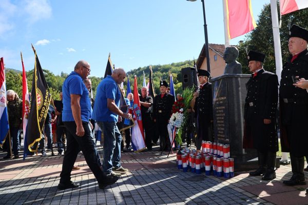 KZZ hodočašće branitelja Lobor14 (web)