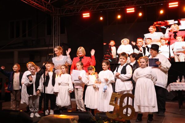 Sprehajanje (39) (Copy)
