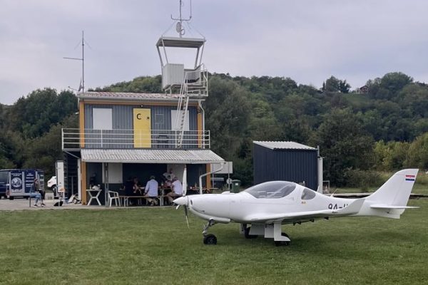 efc55a03-2045-4de0-a629-34674c27c9c9