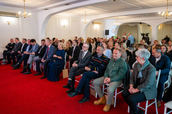 20251021-DSC_3439