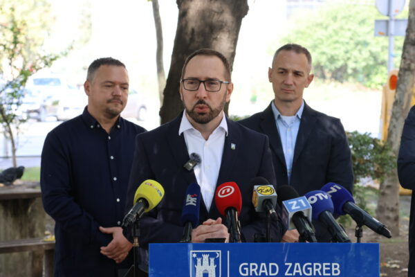 KZZ_0386