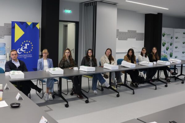 Savjet mladih KZZ009 (web)