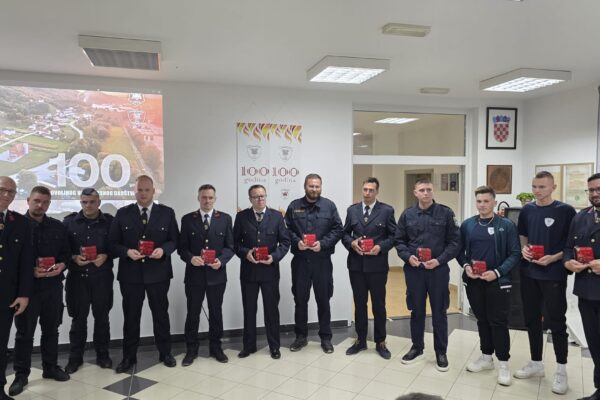 VZKZZ DVD STRAŽA016