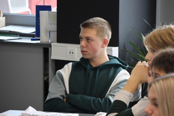 KZZ Kreiraj svoju budućnost022 (web)