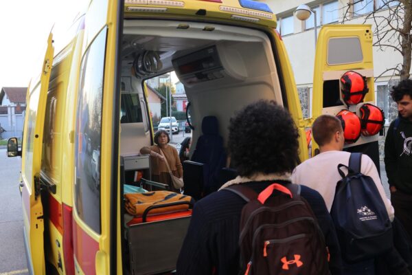 KZZ posjet studenata medicine12 (web)