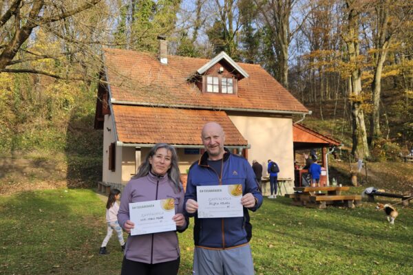 f23d0855-ab49-46d4-abd3-4597f9e09326