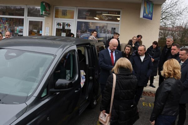 KZZ AUTOMOBIL (Copy)