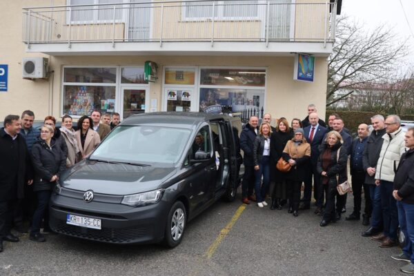 KZZ AUTOMOBIL22 (Copy)