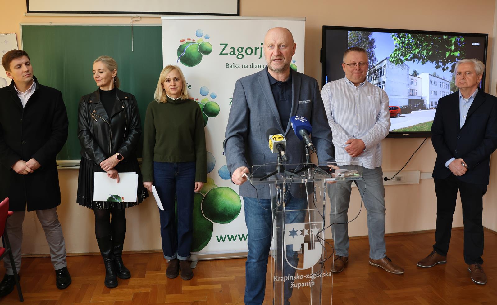 KZZ MIHOVLJAN001 (web)