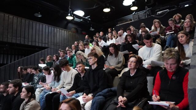 872564f4-28d6-4e2e-862d-0a7be649f43b