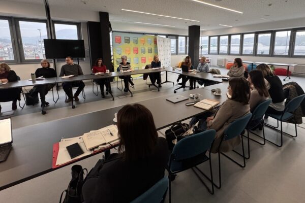 8b5045eb-0984-4d7e-a58d-ecfe6a492534