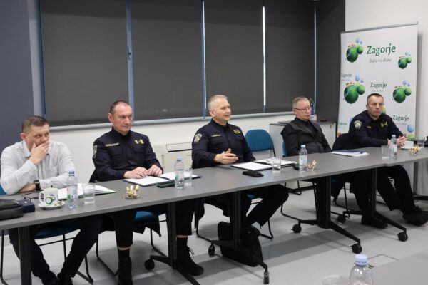 KZZ POLICIJSKA UPRAVA002 (web)