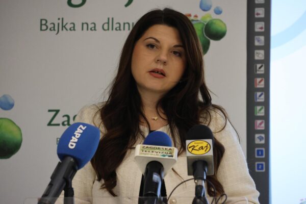 KZZ PRESS 004 (web)