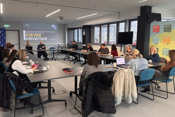 eef875c5-2636-44a4-b0ee-57d2c532a449