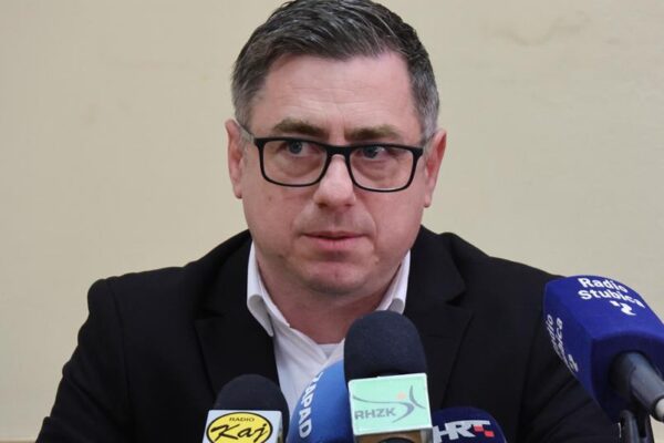 KZZ GFUK 2026007 (web)