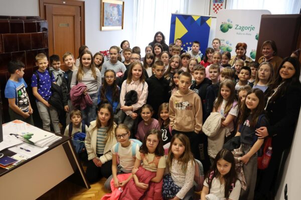KZZ POSJET UČENIKA KRAPINA001 (web)
