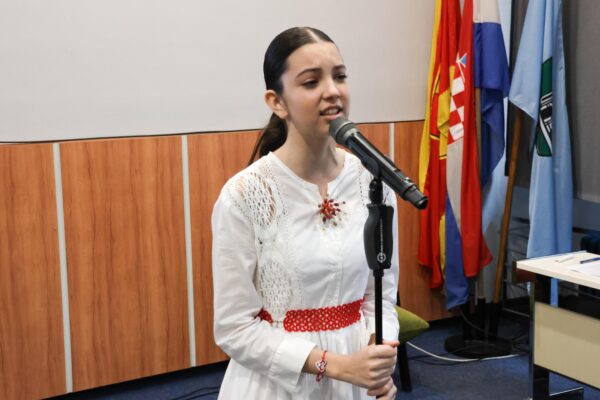 KZZ_0167 (Copy)