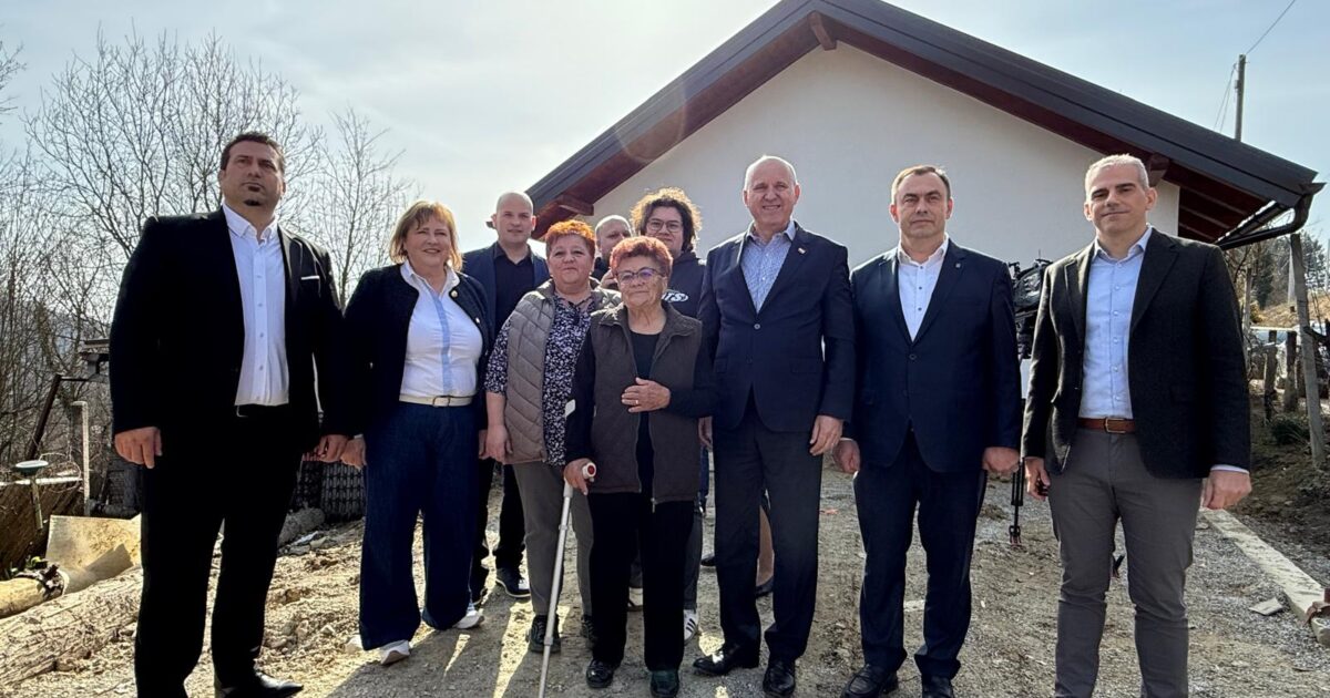 Obilazak_poslijepotres (3)