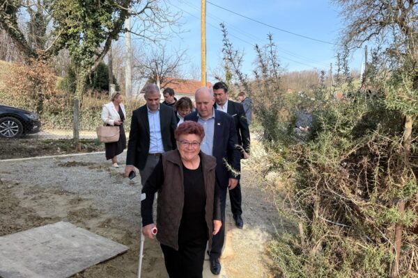 Obilazak_poslijepotres (5)