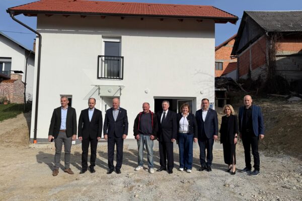 Obilazak_poslijepotres (7)