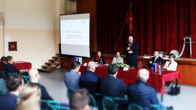 KZZ CRO SI SAFE 2013 (web)