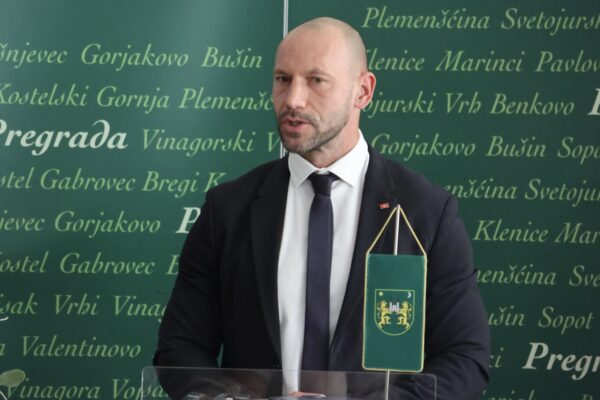 KZZ_4093