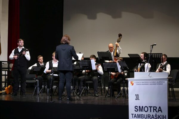 Smotra tamburaških036 (web)