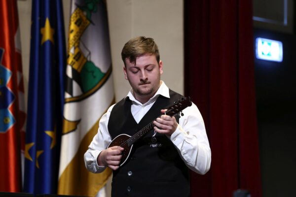 Smotra tamburaških037 (web)
