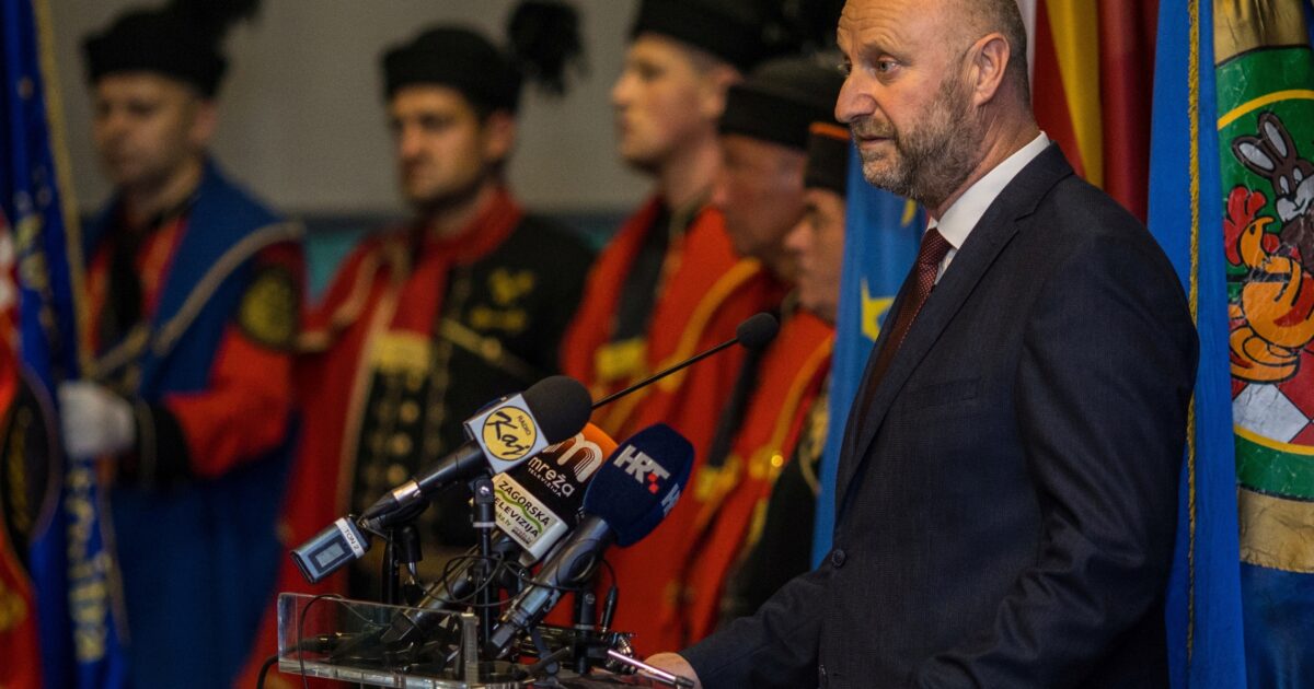 FOTO PREDGOVOR ŽELJKO KOLAR2
