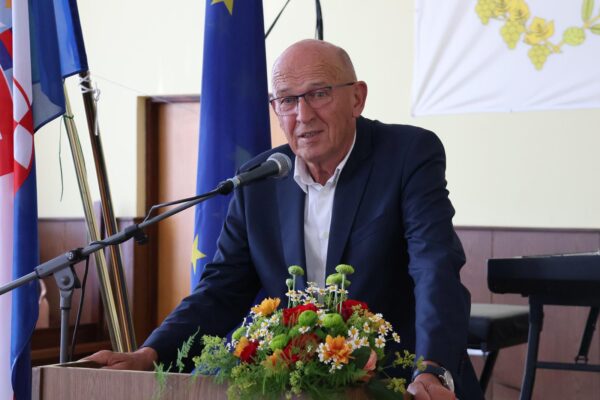 KZZ JESENJE003 (web)