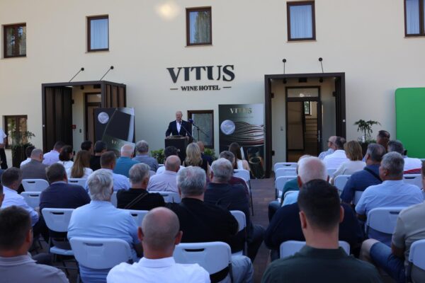KZZ VITUS TRGOCENTAR008 (web)