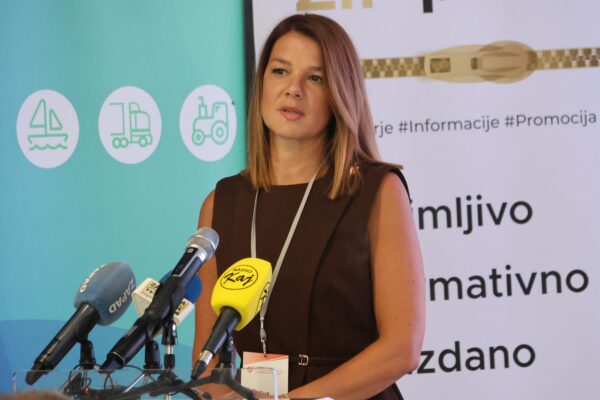 KZZ Žene i poduzetništvo005a (web)