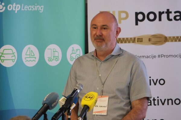 KZZ Žene i poduzetništvo006a (web)