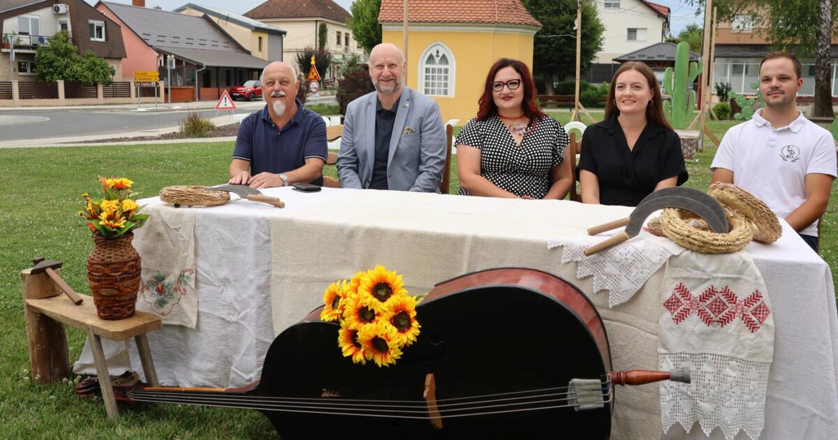 TAMBURAŠKA NOĆ PRESS 002a (web)