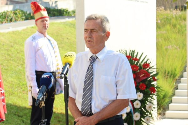 KZZ OLUJA2026027 (web)