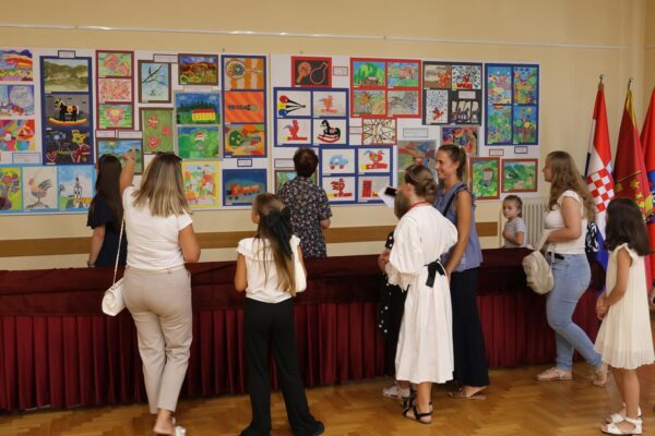 KZZ Izložba dječjih likovnih radova060 (web)