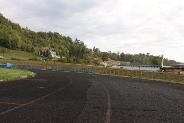 KZZ STADION KUMROVEC020 (web)