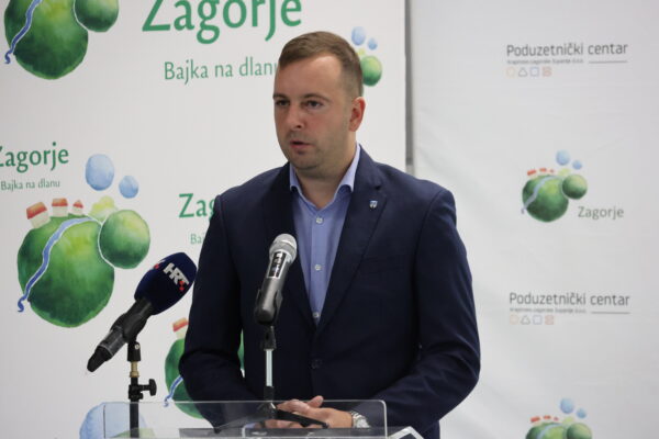KZZ_1236