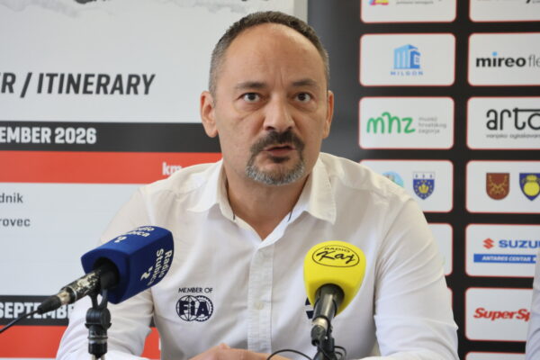 KZZ_9549