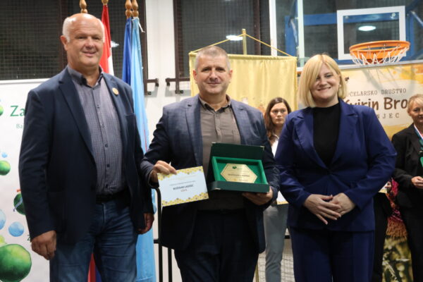 KZZ_9379