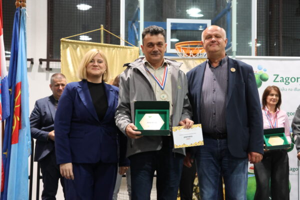 KZZ_9397